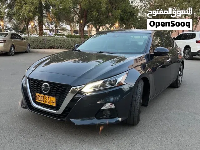 للبيع التيما SL داخليه بيج