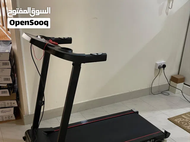 جهاز مشي نظيف جدا - Treadmill