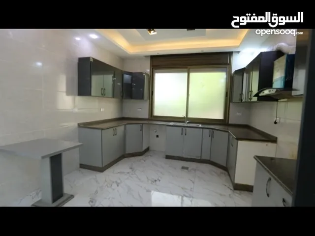 300 m2 5 Bedrooms Villa for Sale in Irbid Al Rahebat Al Wardiah