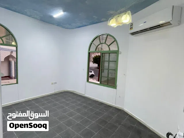 Directly from the owner 2bhk for rent من المالك مباشره شقه غرفتين وصاله