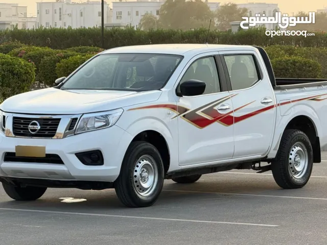 Nissan navara automatic 2020 double cabin single