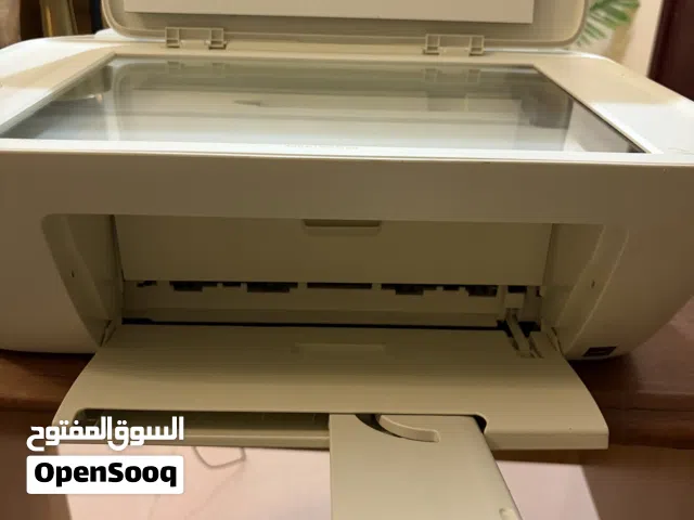 طابعة وناسخه hp ملونه، مستعملة استعمال خفيف