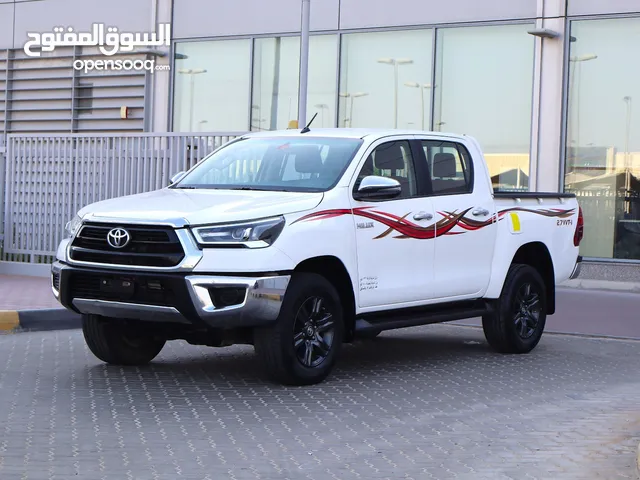 Used Toyota Hilux in Sharjah