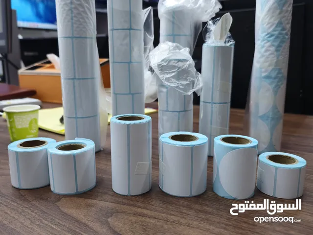 رولات ورق ملصقات الطابعات الحرارية الصغيرة المحمولة، ستيكرات حرارية ، ملصقات حرارية