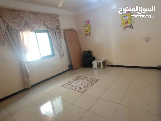 0 m2 4 Bedrooms Apartments for Sale in Aden Other