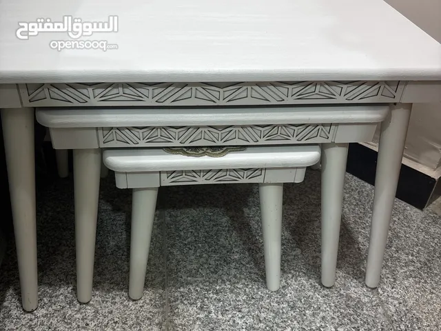 طبلات لون ابيض مشطب خاص للاستقبال احدث موديل السعر خاص قابل للتفاوض