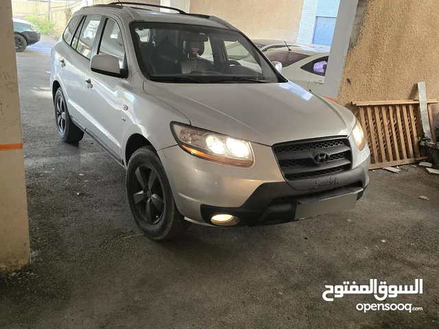 هيونداي سانتافيه 2008 للبيع فقط عالكاش او بدل على اشي 7 ركاب