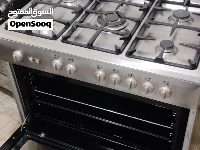 نبيع طباخ 5 شعله اشعال ذاتي كامل طباخ بوش ايطالي