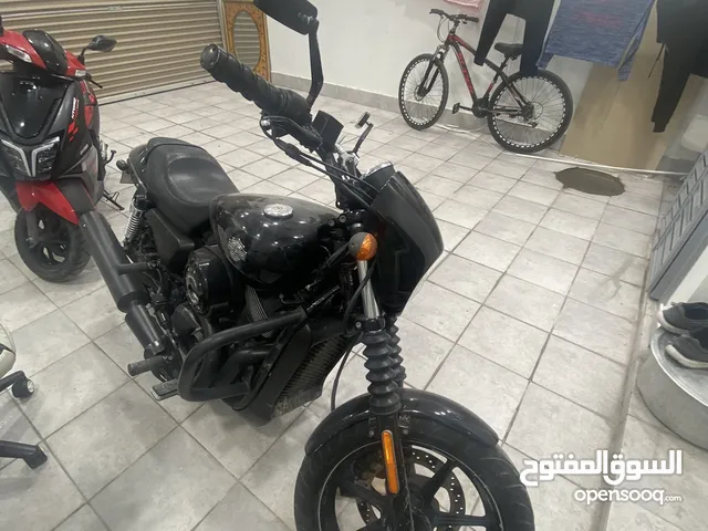 Harley Davidson Superlow 2015 in Central Governorate