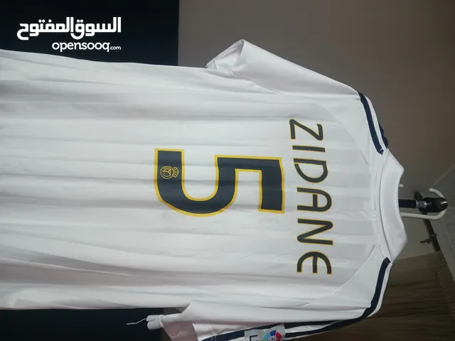 ملابس رياضية origine