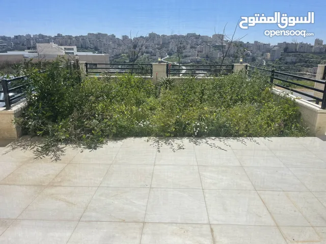 225 m2 3 Bedrooms Apartments for Sale in Ramallah and Al-Bireh Al Tira