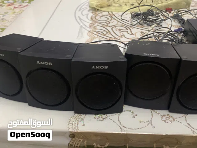 سماعات منزلية للتلفاز من شركة سوني مستعل مو مستخدم كثير
