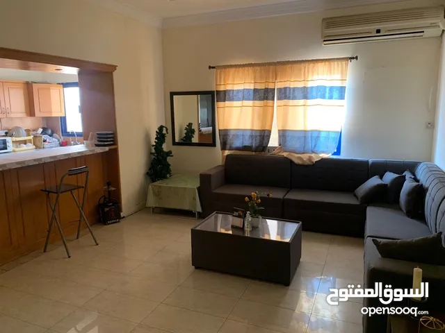 SPACIOUS PRIVATE PARTITION ROOMS FOR RENT AT JUFFAIR EWA INCLUSIVE LADIES ONLY (SOUTH EAST ASIAN)3