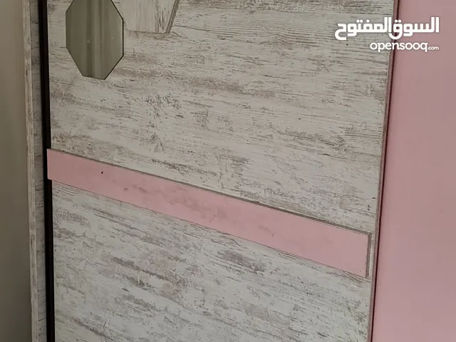 غرفة نوم بناتيه للبيع بحالة الجديد وسعر ممتاز