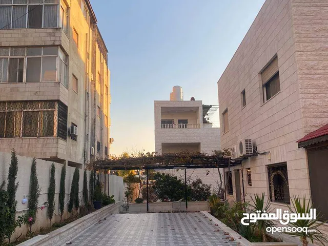 150 m2 4 Bedrooms Villa for Sale in Amman Arjan
