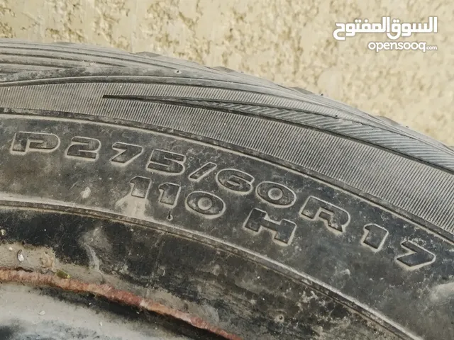 رنك بوليسي مع تايرات (اطارات) كومهو فيتنامي