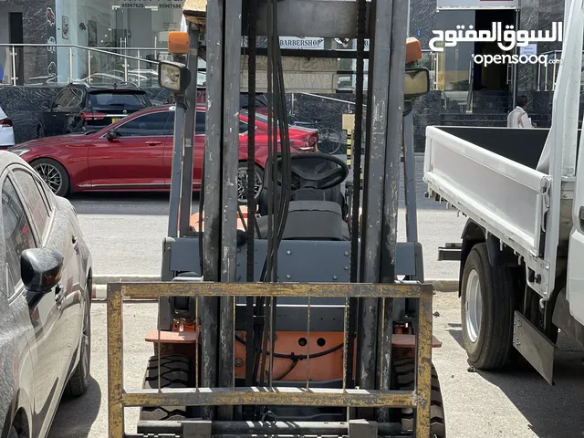 2013 Forklift Lift Equipment in Muscat