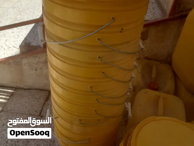 متوفر 16 برميل نطاف كما في الصور المكان طرابلس