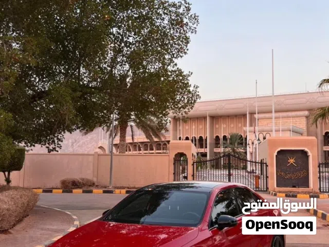 تبادل مع تيسلا او بي واي دي