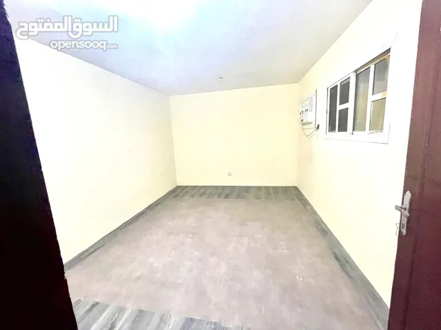استديو مجدد للايجار بالدحيل خلف طوار مول و لاسواق