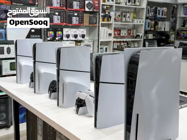 بلايستيشن 5 مستخدم وجديد للبيع مع الضمان موقع المحل سمائل مقابل صالة اوريدو