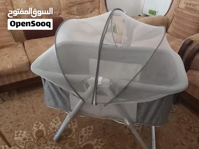 سرير اطفال