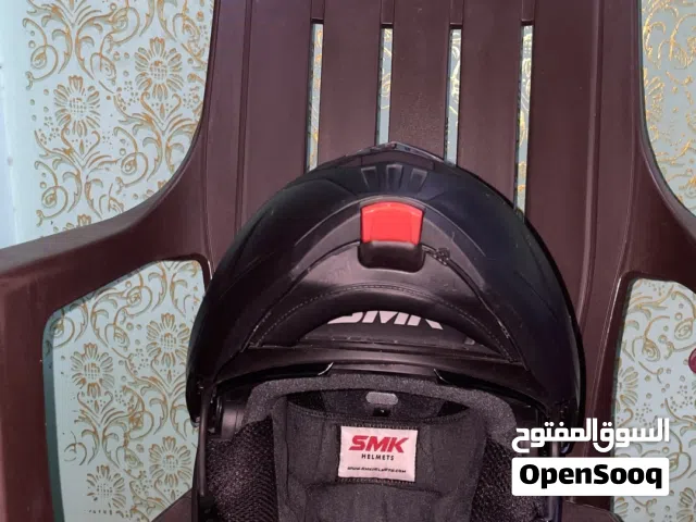 خوذة و جاكيت سيفتي للبيع