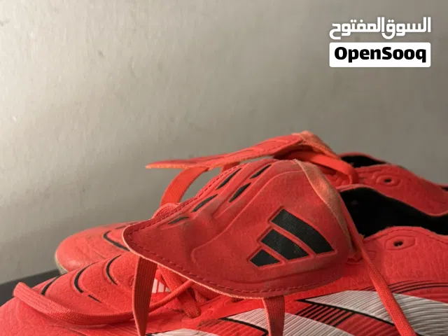 Adidas predators league edition very clean condition