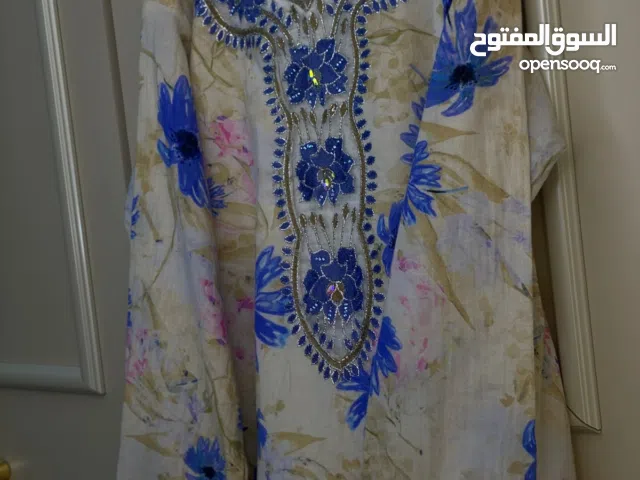 متوفر مخاور نسائي