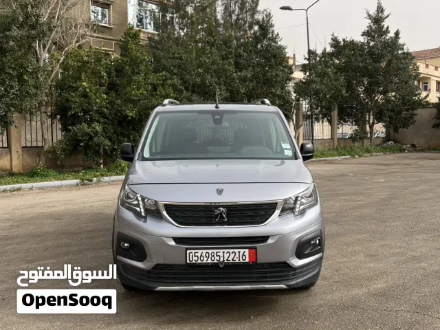 Yacin - كاليتوس