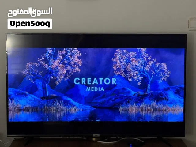 شاشة TCL استعمال سنه فقط  بحالة جيده جدا جدا تتميز بألوانها الجميلة ونقاء الصوره