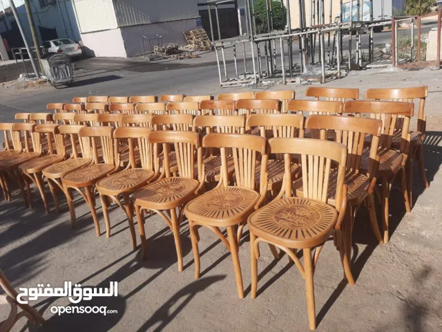 كراسي للمقاهي خشب زان صناعة مصرية وطاولات