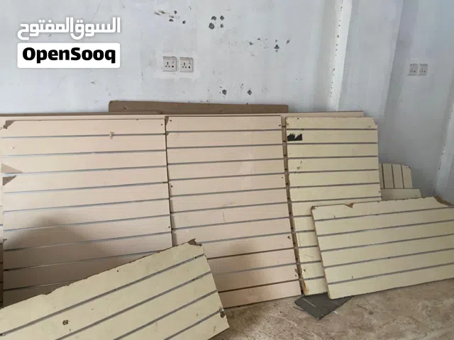 ديكورات خشبيه فاخره للمحلات التجارية