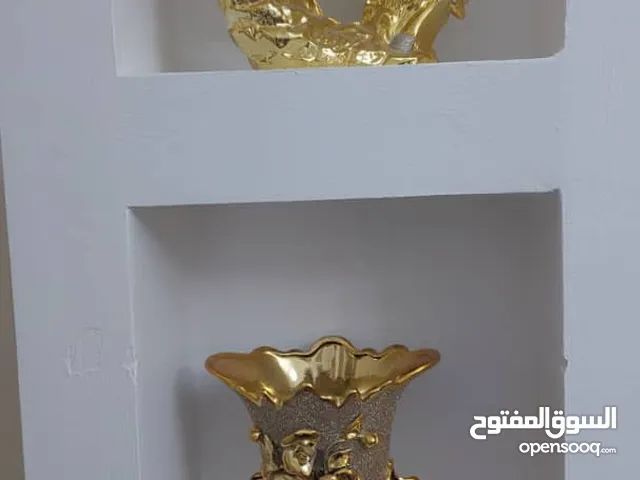 تحف ذهبية للبيع
