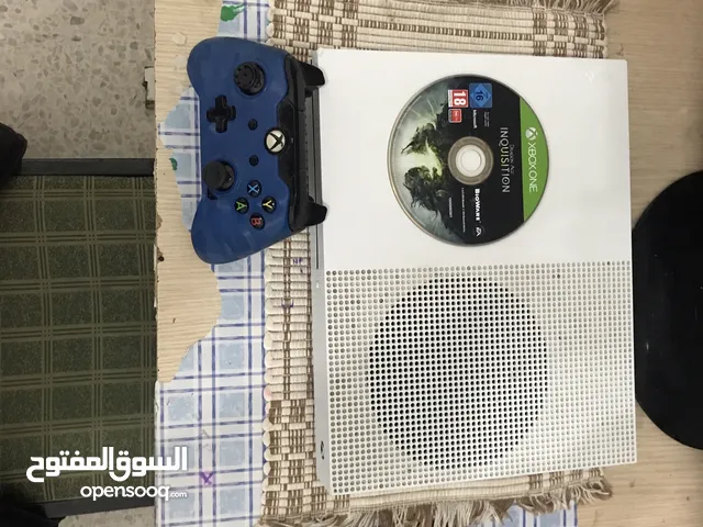 للبيع Xbox One S
