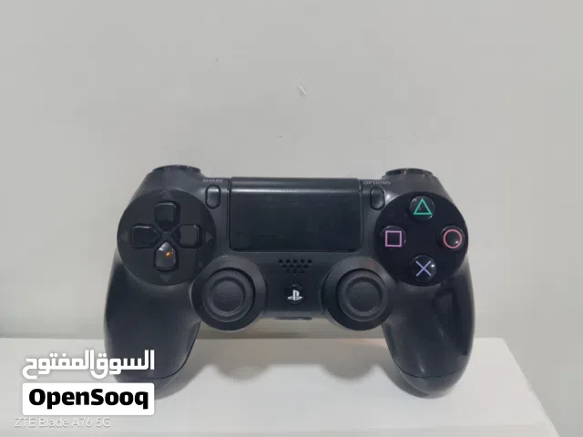 للبيع كنترولر ps4 اصلي بحاله ممتازة