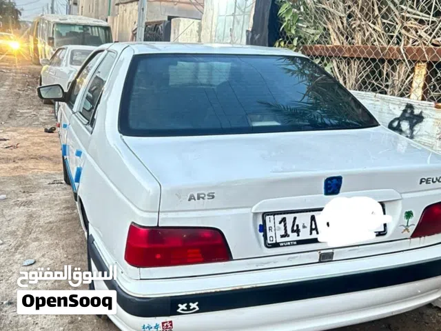 2012 بيجو 405