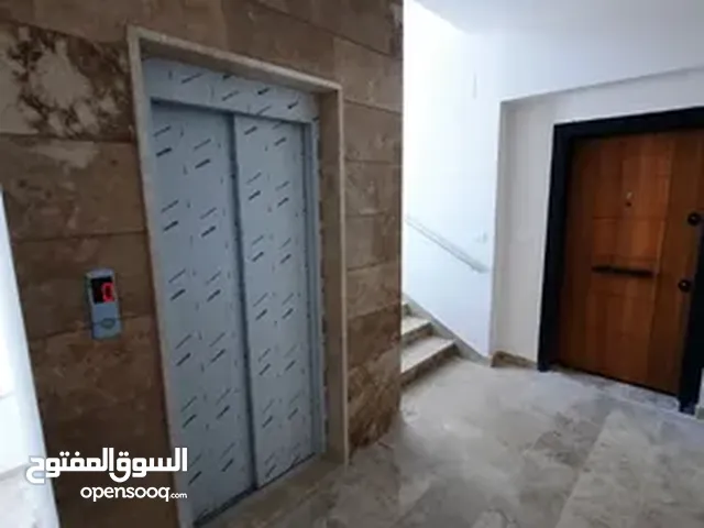 شقة للإيجار تشطيب حديث
