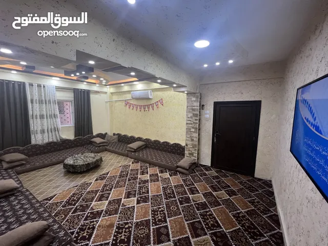  Building for Sale in Zarqa Hay Ma'soom
