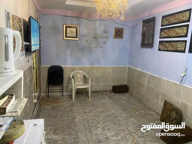 مشاركة لسكن مصريين عزاب. لشقة مفروشة بالكامل تشطيب لوكس بخيطان خلف مدرسة النهضة عمارة بالدور الاول .