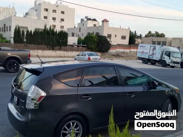 2012 تويوتا بريوس Prius+