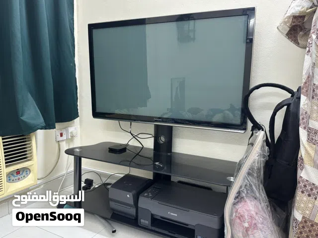 Panasonic Viera 50" Full HD 3D Smart Plasma TV + Glass Stand