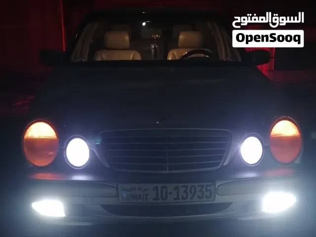 2000 مرسيدس بنز الفئة-E E 240