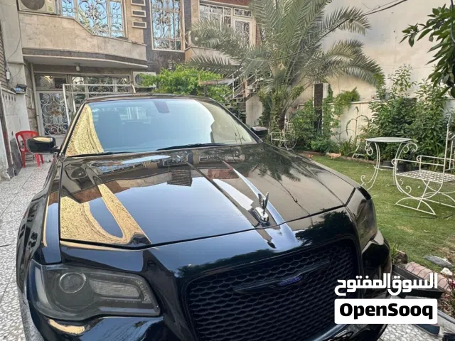2019 كرايسلر 300 Standard