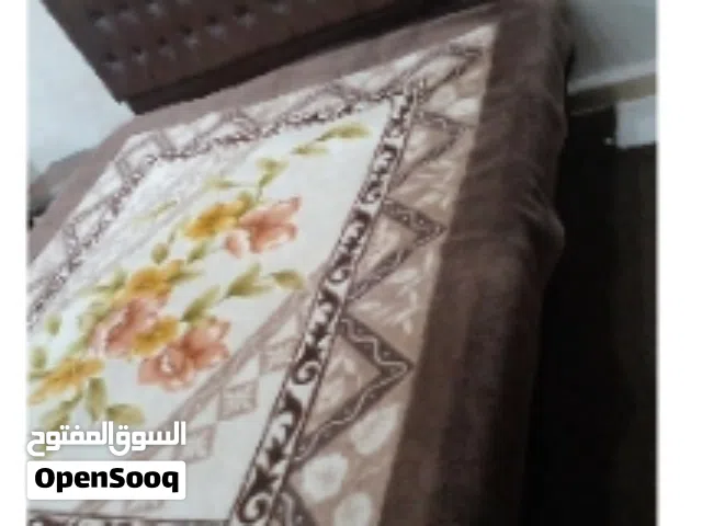 تخت مجوز مع فرشه