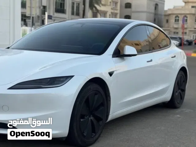 2026 تيسلا موديل 3 Long Range