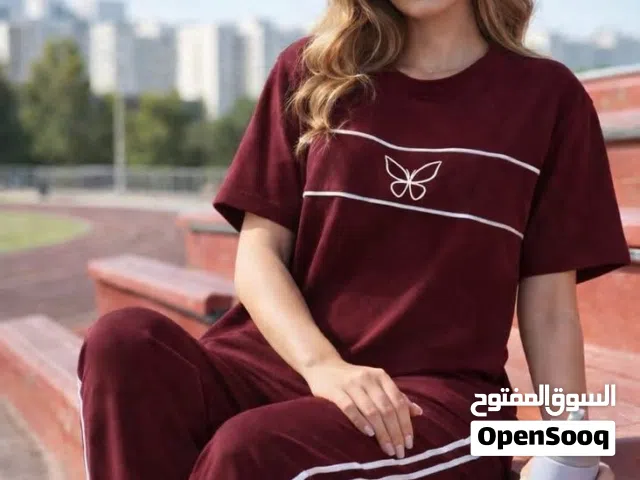 طقم سبورت نسائي خامة ناعمة قياس XL - متوفر بـ 3 ألوان راقية السعر 9 الاف متوفر خدمةًتوصيل