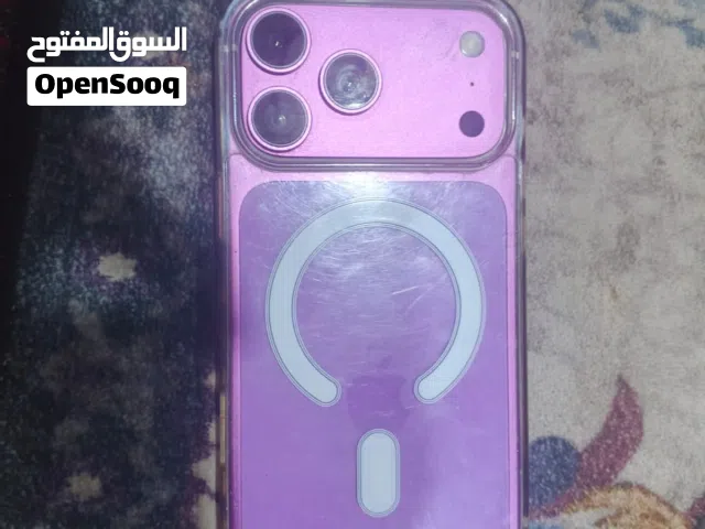 السلام عليكم ايفون 17برو ماكس باب ثاني جهاز بعده نضيف ومطابق للاصل شحن سريع وبوبجي تنزل سعر200