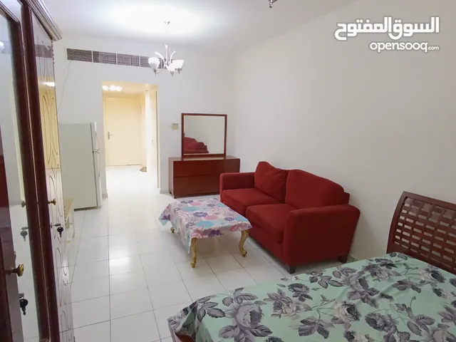 Semi Furnished Monthly in Sharjah Al Taawun