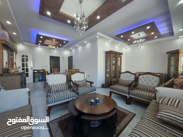 160 m2 3 Bedrooms Apartments for Sale in Amman Khalda